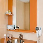 Brit Le Kerann Nantes St Herblain - Zac De La Lorie Hotel