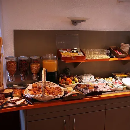 Brit Le Kerann Nantes St Herblain - Zac De La Lorie Hotel 3*