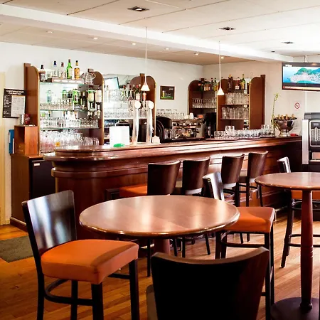 Hotel Brit Le Kerann Nantes St Herblain - Zac De La Lorie 3*