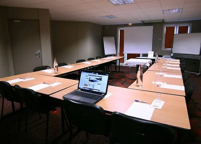 Brit Le Kerann Nantes St Herblain - Zac De La Lorie Hotel Saint-Herblain