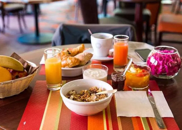 Brit Le Kerann Nantes St Herblain - Zac De La Lorie ホテル サン・テルブラン